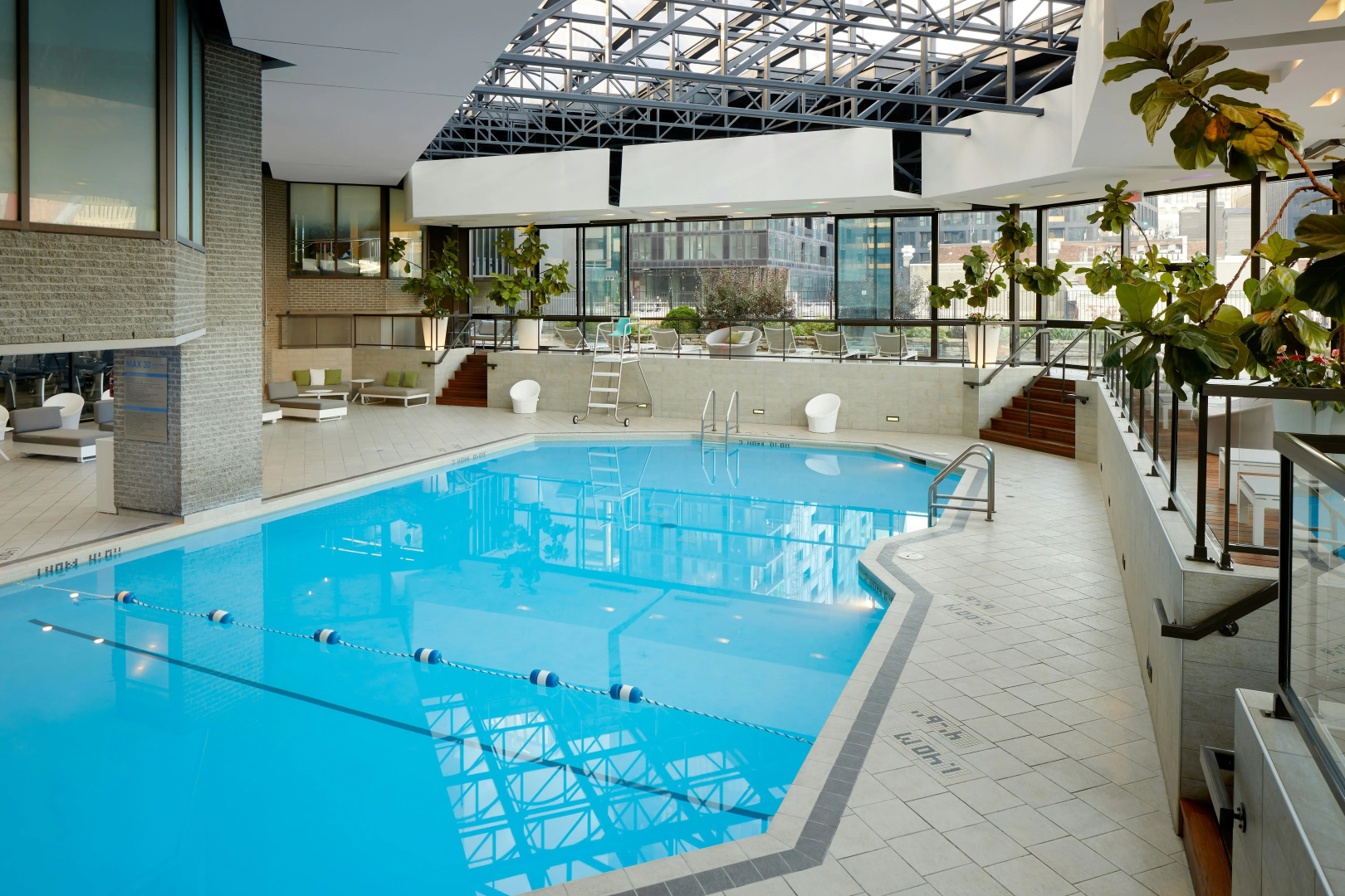 Photo - DoubleTree by Hilton Montreal