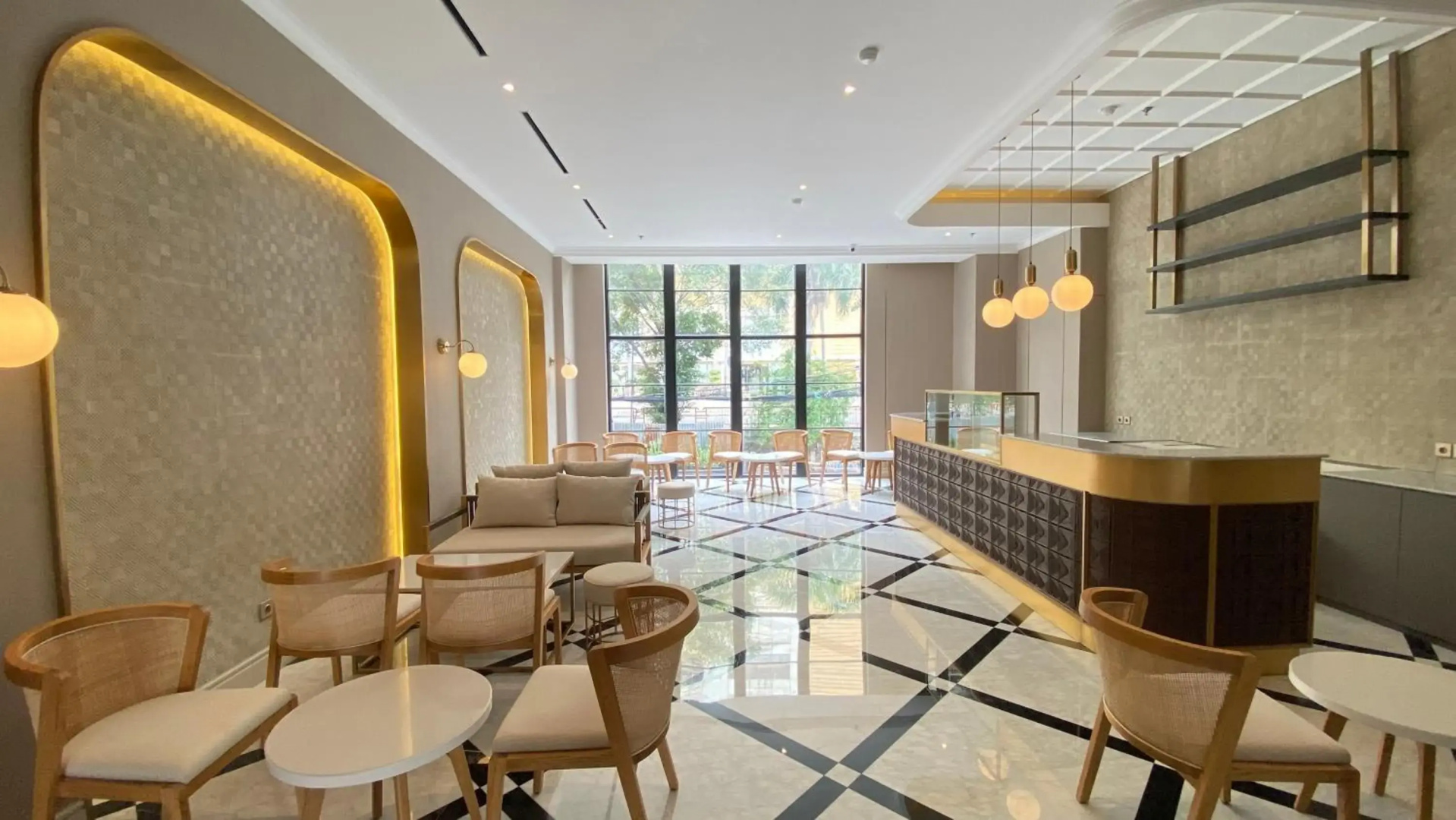 Photo - Maia Hotel Jakarta