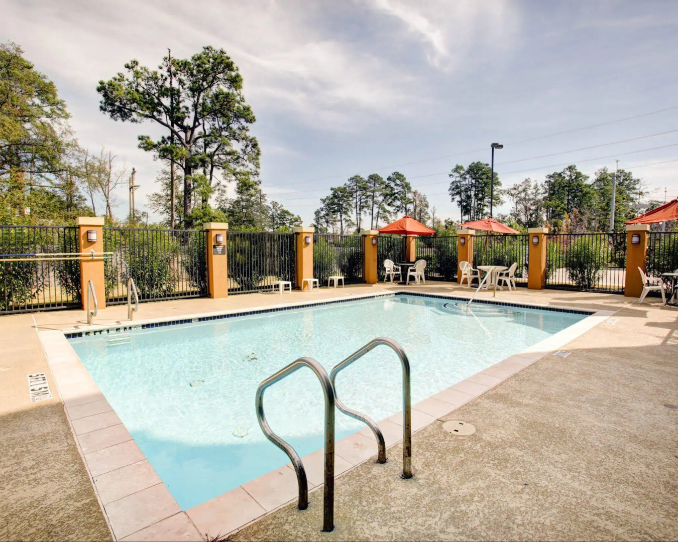 Photo - Comfort Suites Old Town Spring