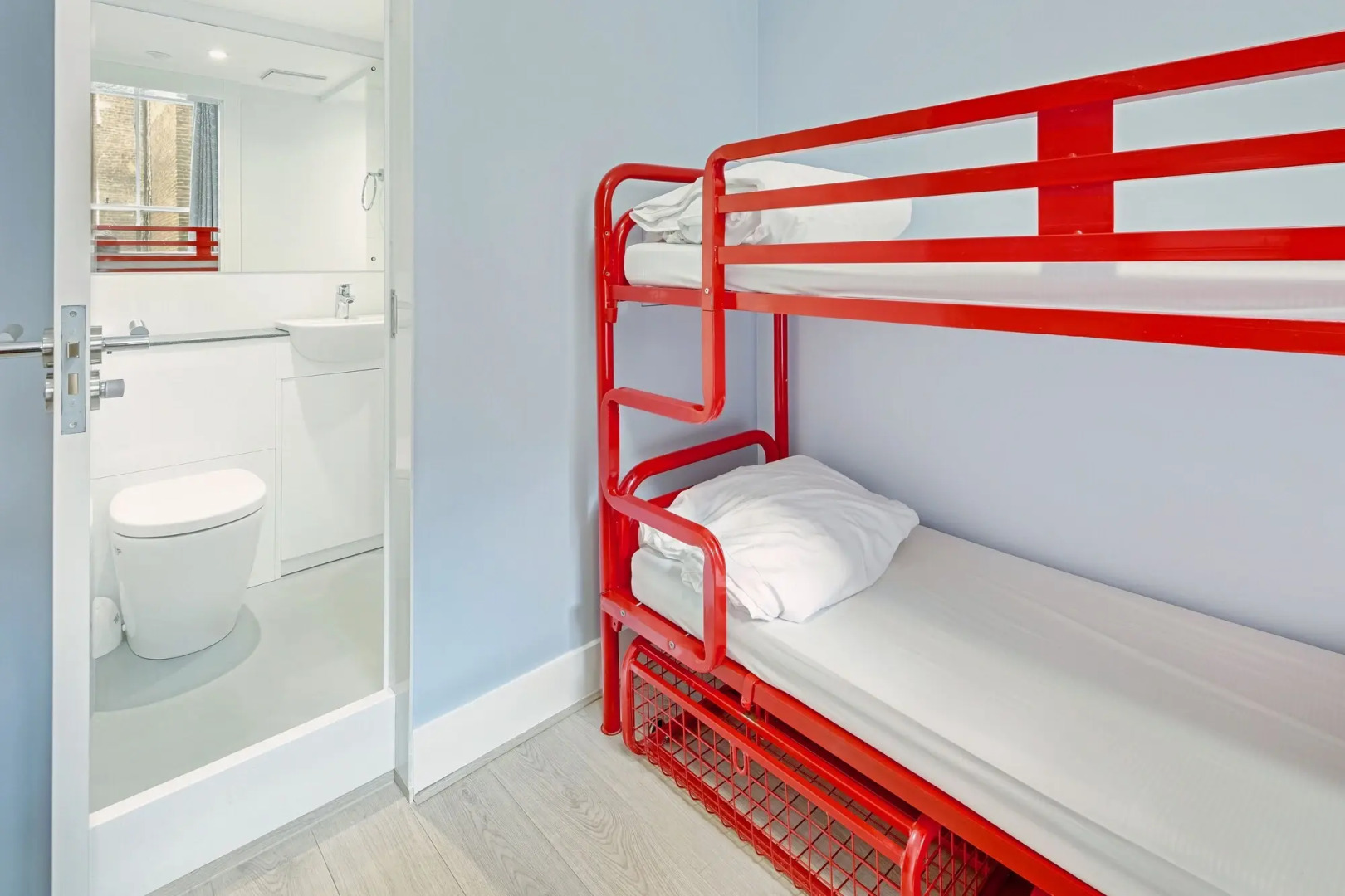 Photo - Astor Kensington Hostel