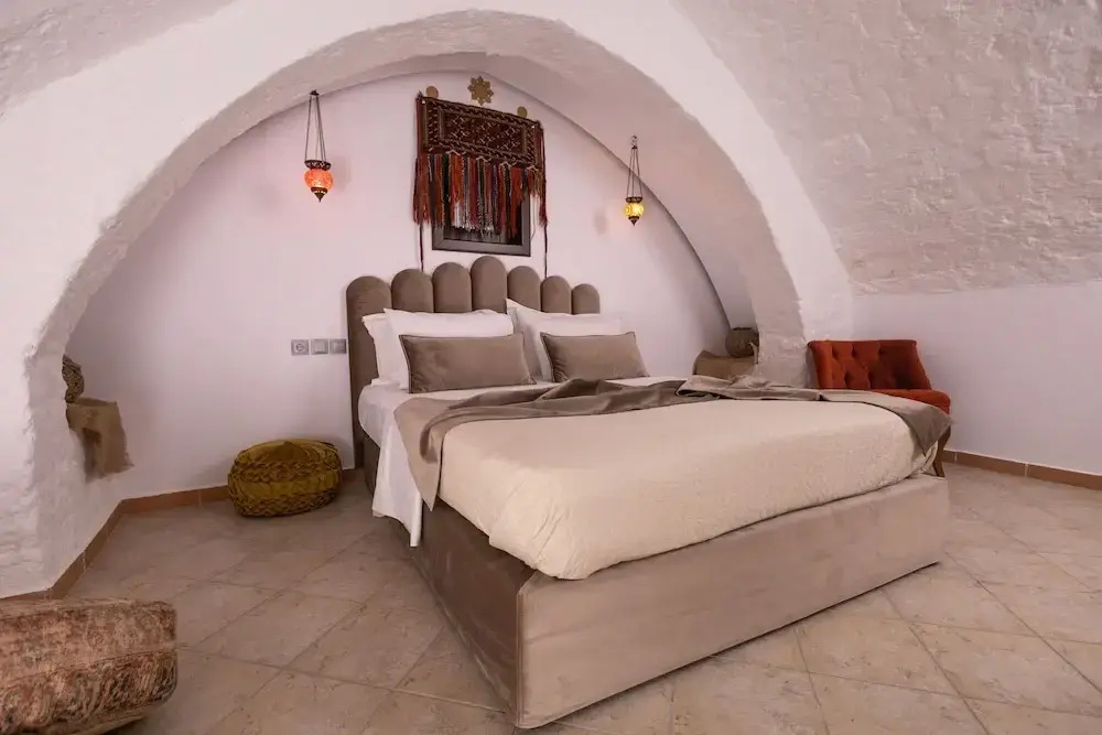 Photo - April Medieval Hotel