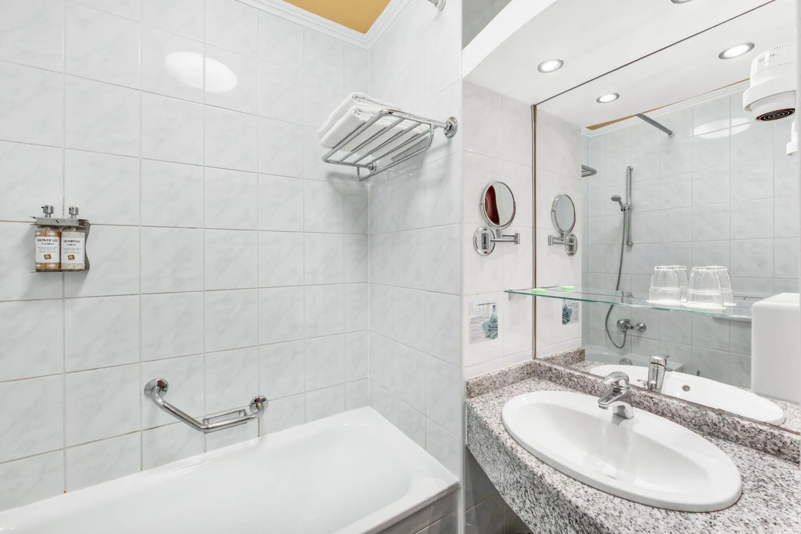 Photo - Danubius Hotel Arena