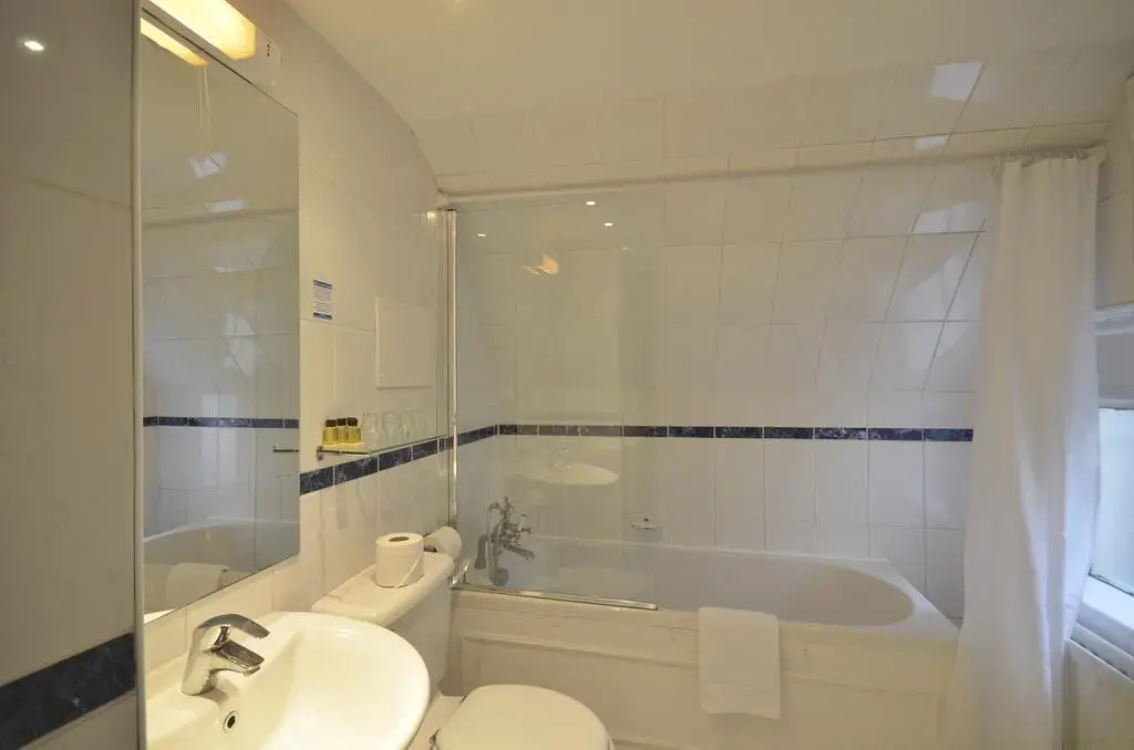 Photo - Princes Square Hotel