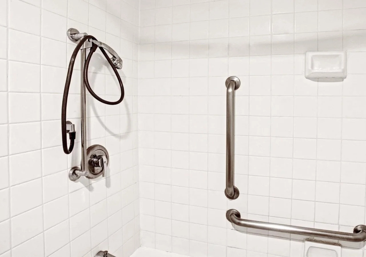 Photo - Best Western Plus Commerce Hotel