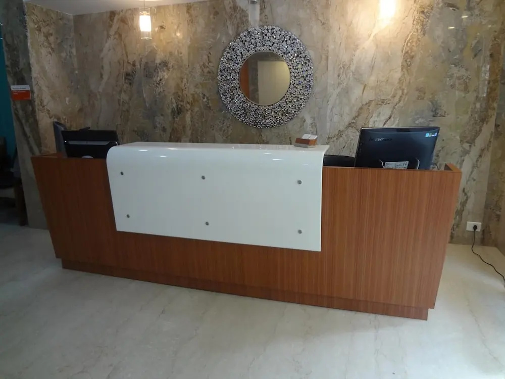 Photo - Royal Park Hotel