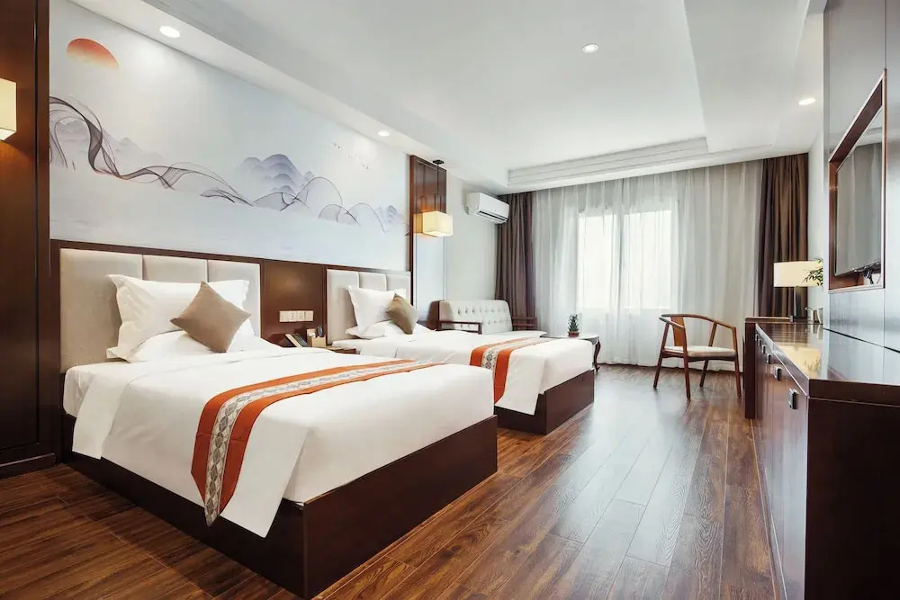 Photo - Rose Garden International Hotel