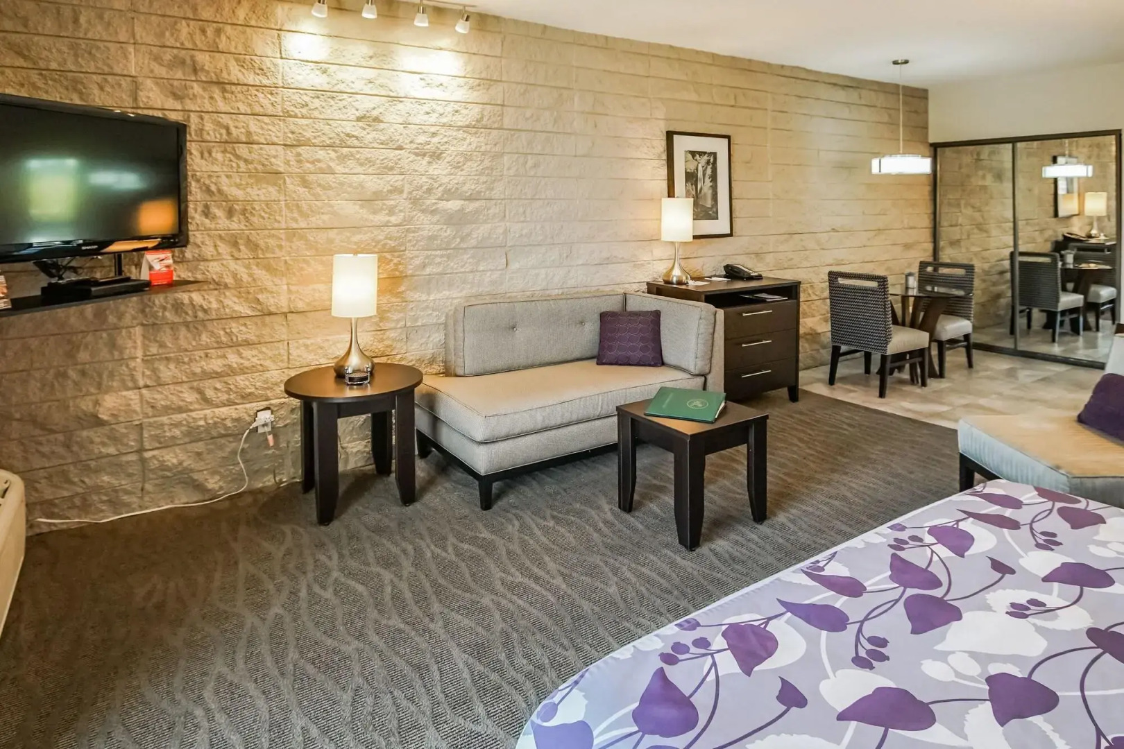 Photo - GetAways at Palm Springs Tennis Club