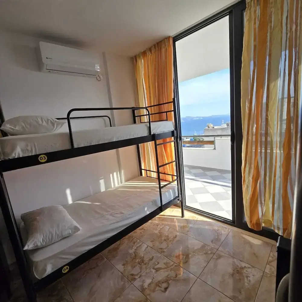 Foto - Lazy Roo Hostel Saranda