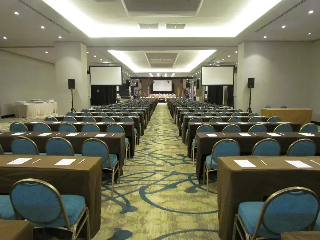 Photo - Renaissance Panama City Hotel