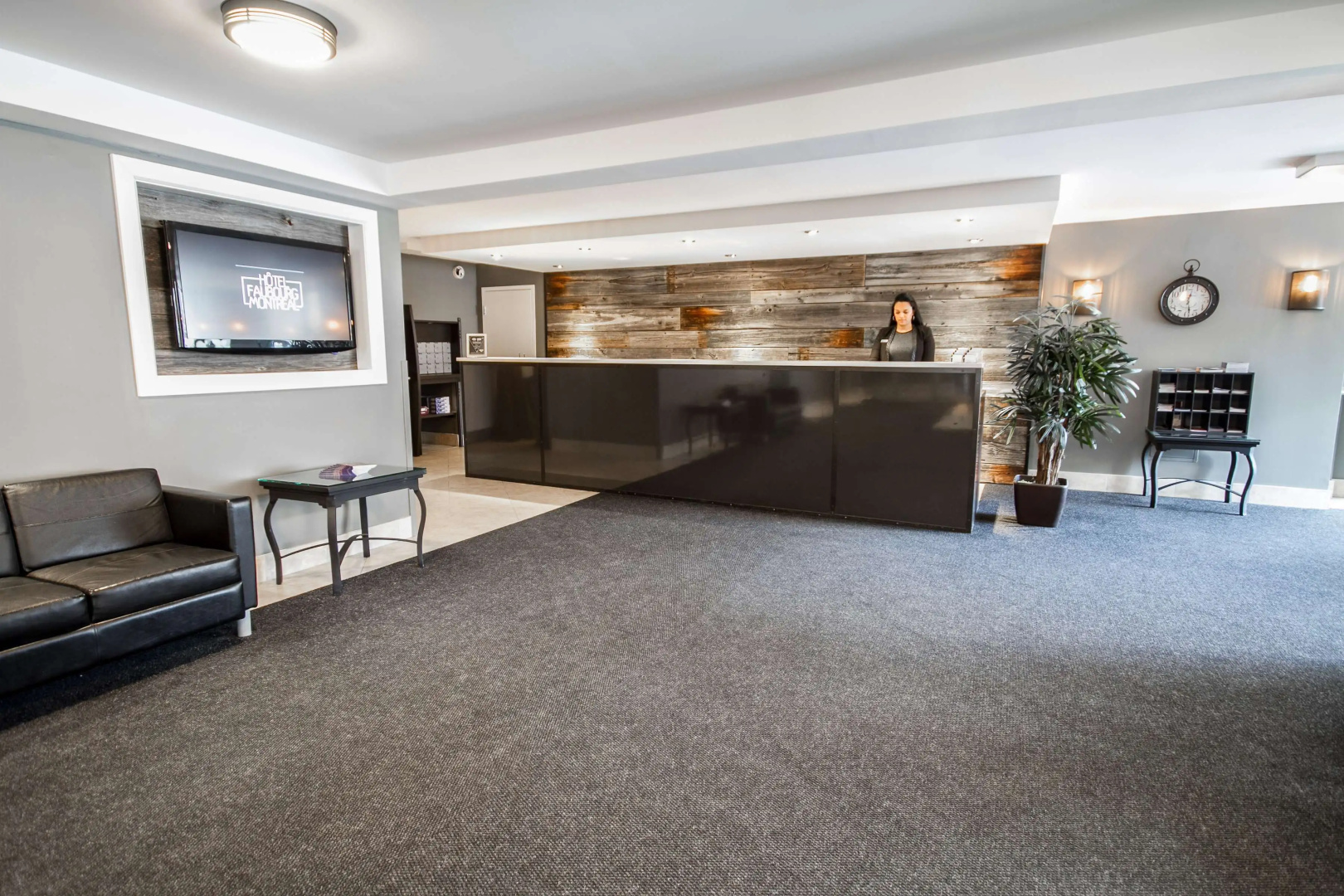 Photo - Hotel Faubourg Montreal Centre-Ville Downtown