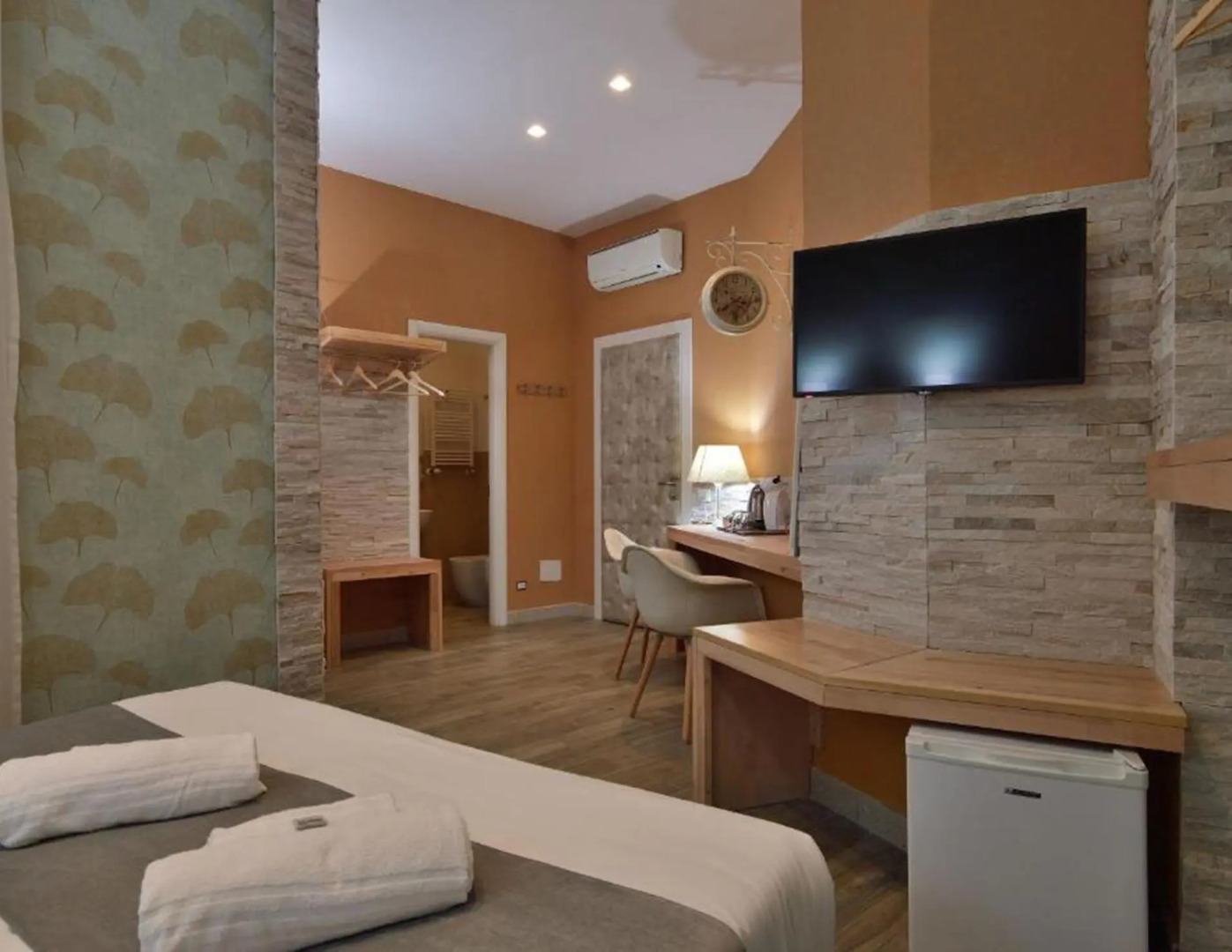 Photo - Vatican's Roof