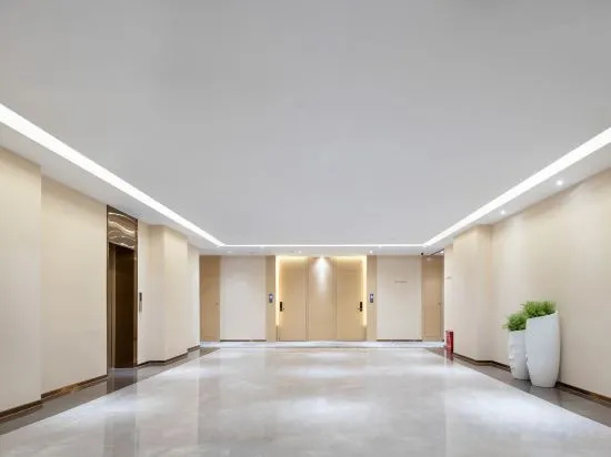 Lavande Hotel (Lufeng Longshan Avenue Branch)