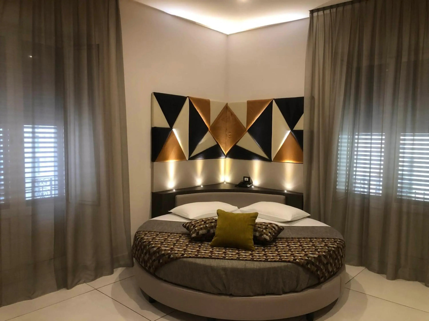 Photo - Hotel Tonic