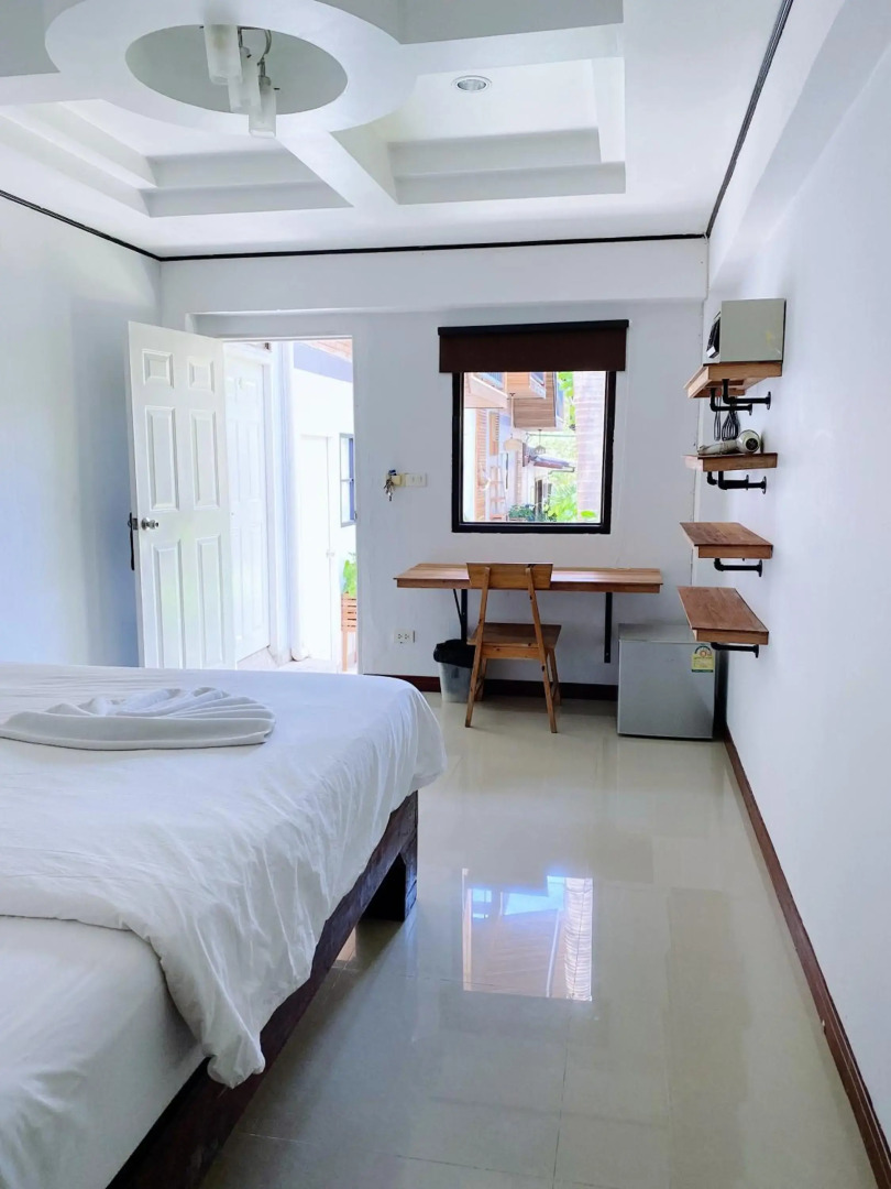 Photo - The Reef Hotel & Studios