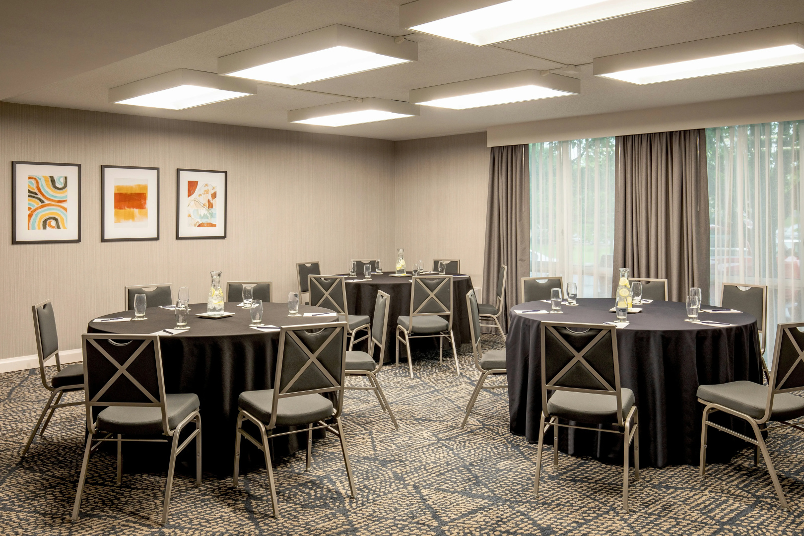 Foto - DoubleTree by Hilton Chicago - North Shore Conference Center