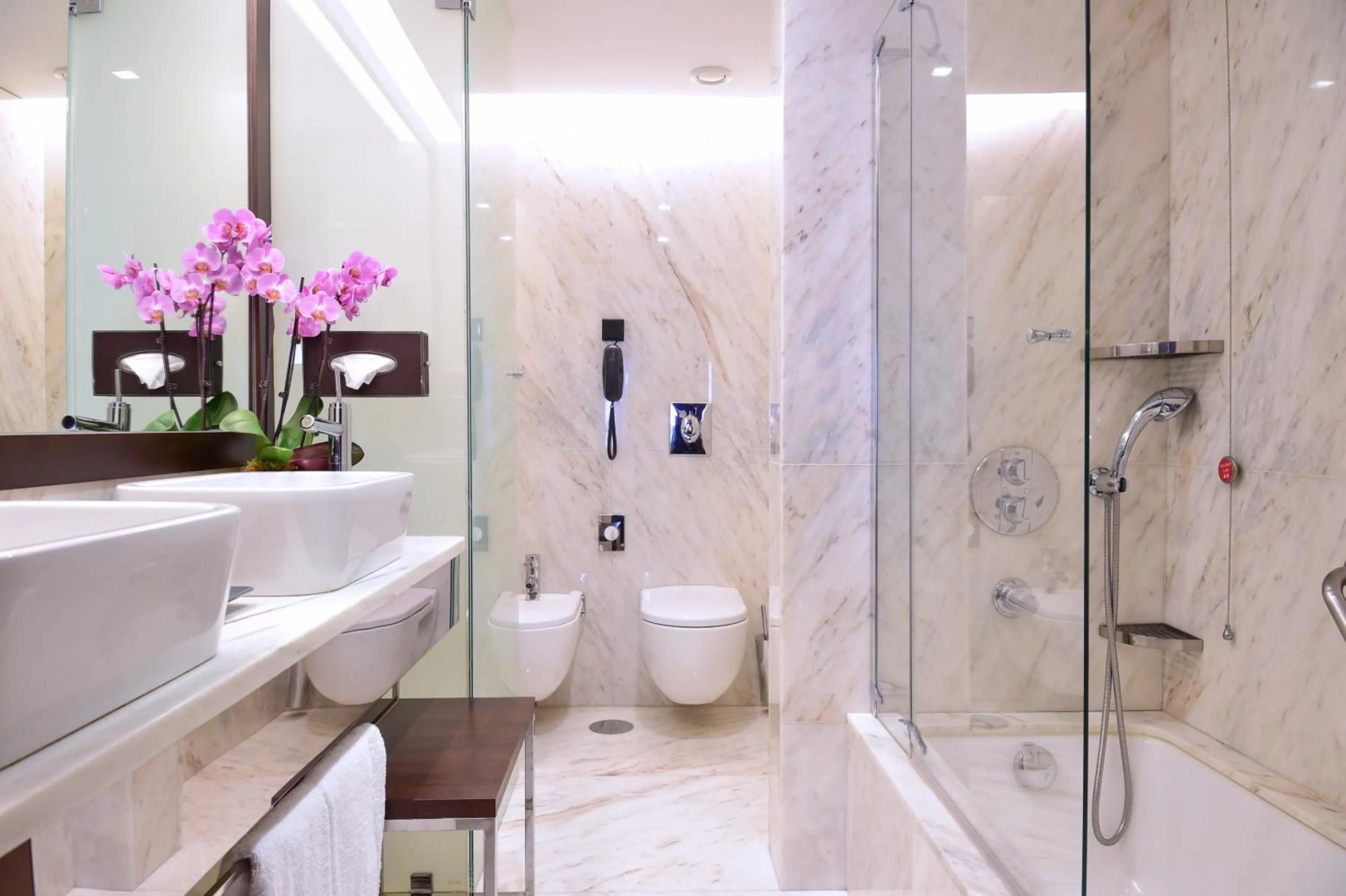 Photo - Porto Palácio Hotel by The Editory