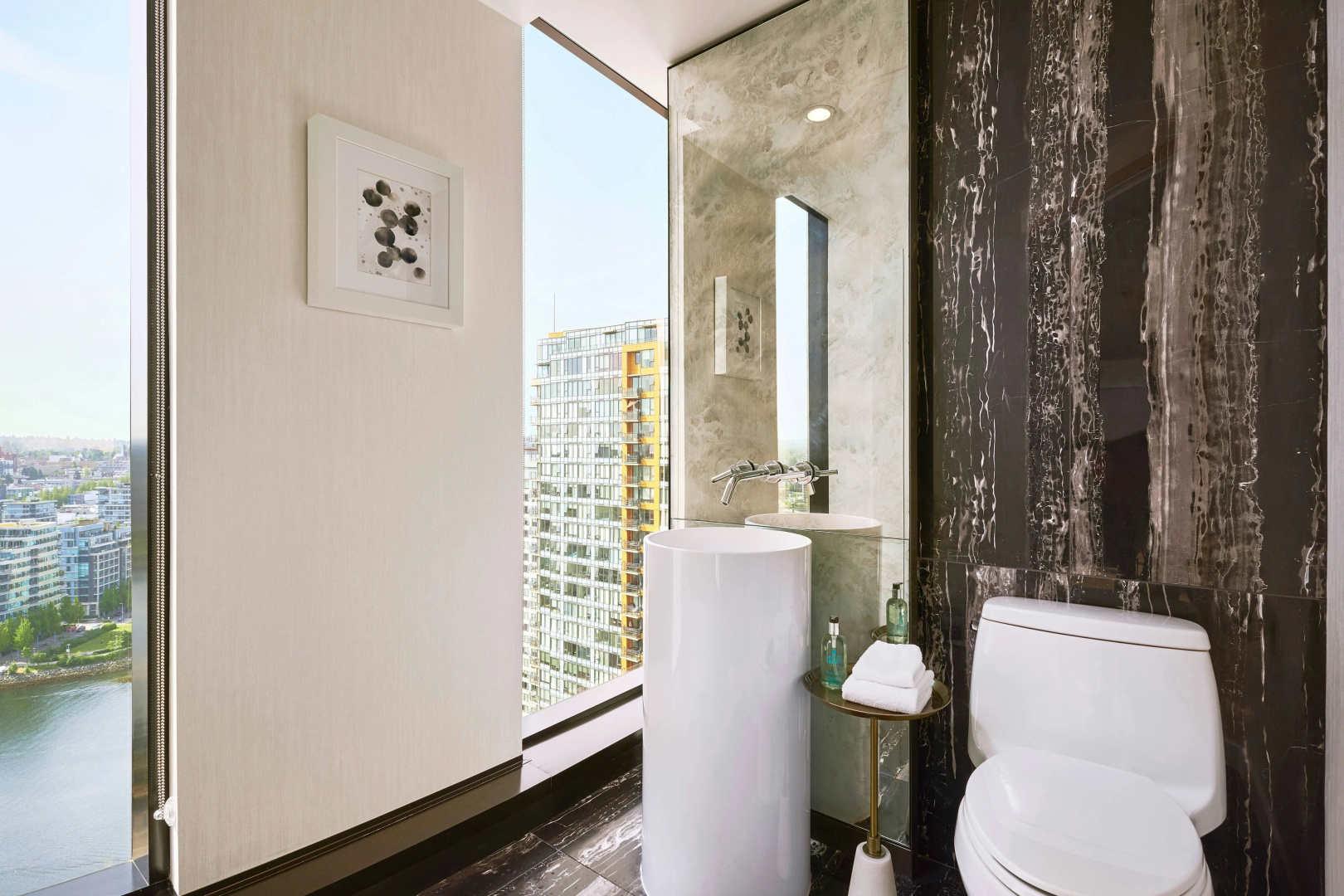 Photo - JW Marriott Parq Vancouver