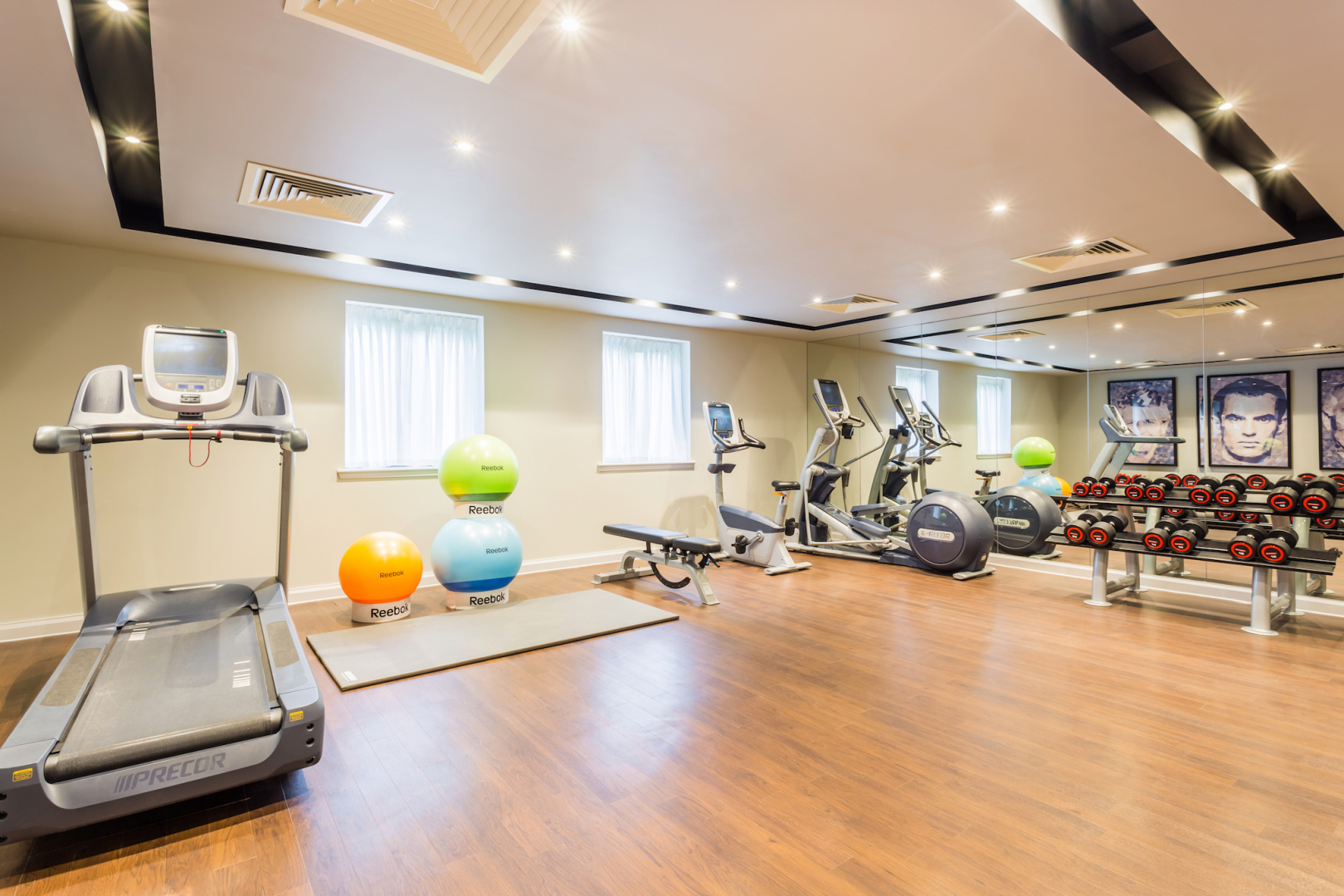 Foto - Courtyard by Marriott Glasgow Airport