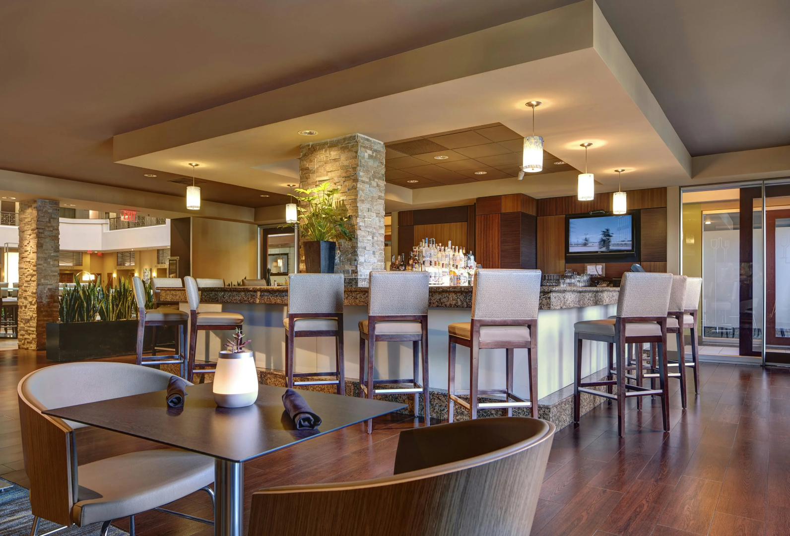 Photo - Embassy Suites by Hilton San Diego La Jolla