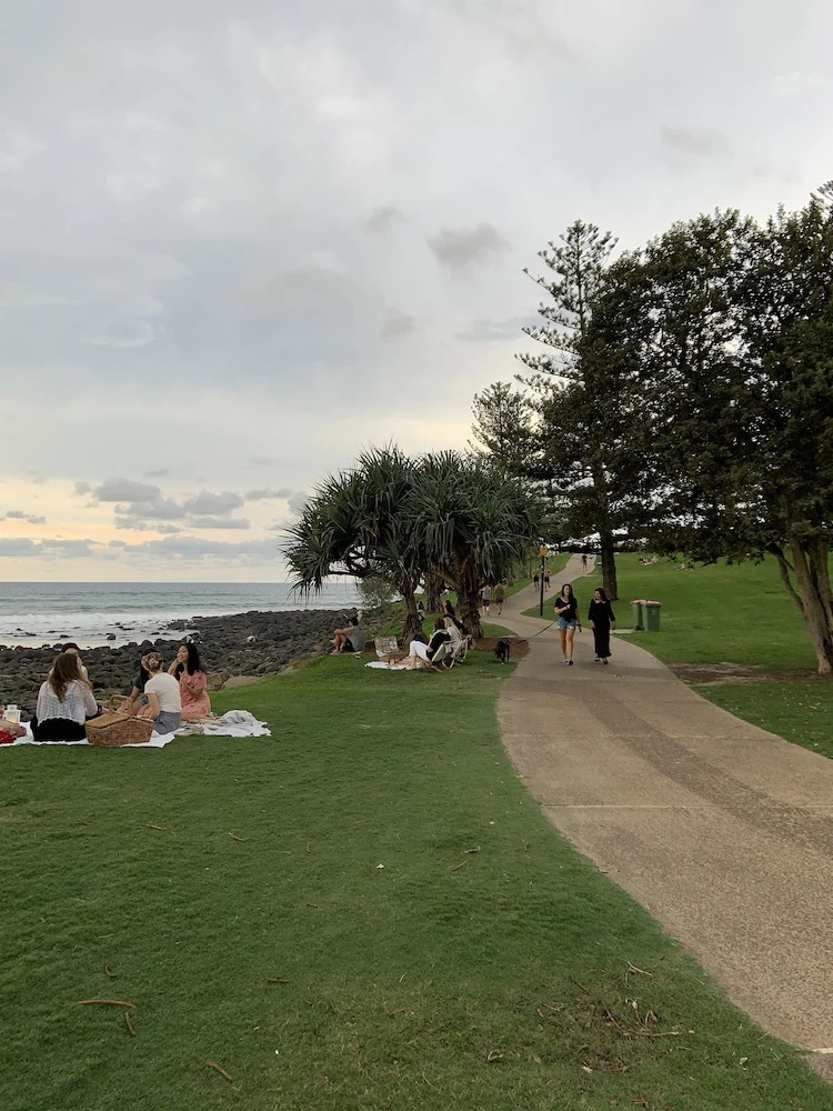 Foto - Burleigh Gardens North Hi-Rise