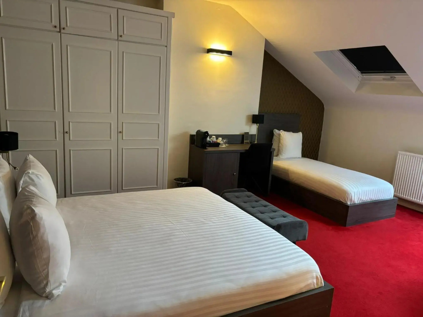 Photo - La Bourse Hotel