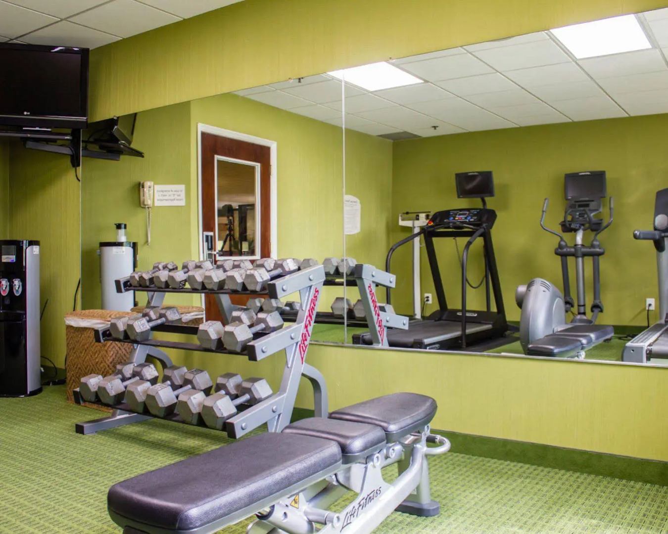 Photo - Comfort Inn Syosset-Long Island