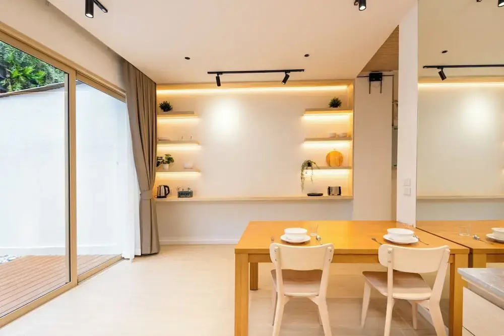 Foto - Spacious 4BR Muji Home With Loft & Pool in Ekkamai