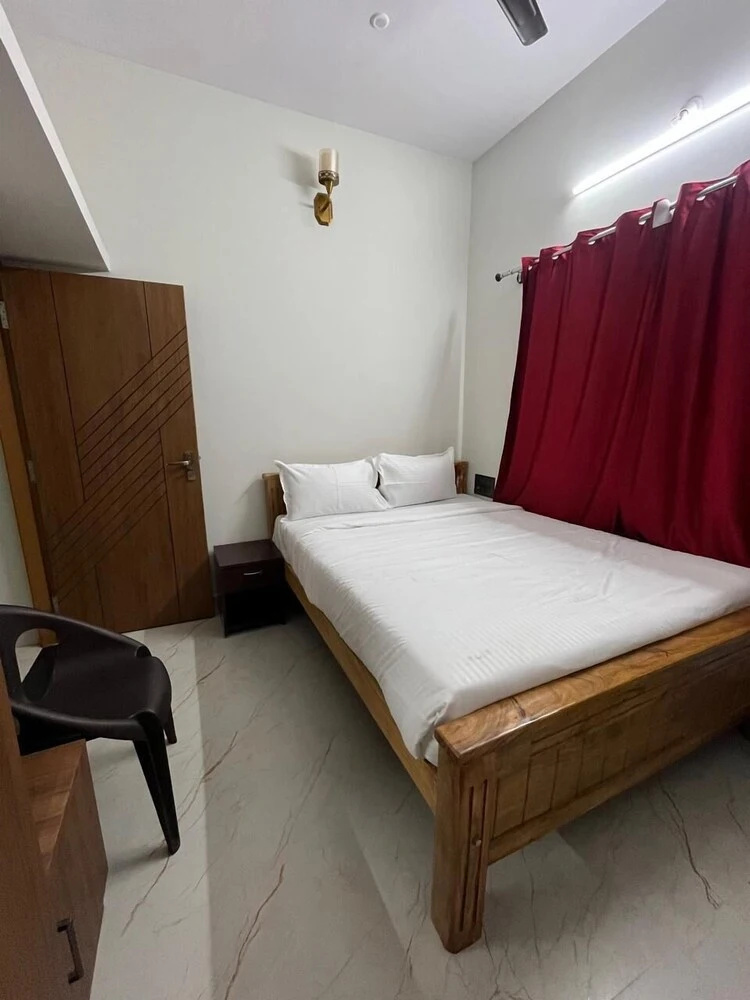 shree stay in
