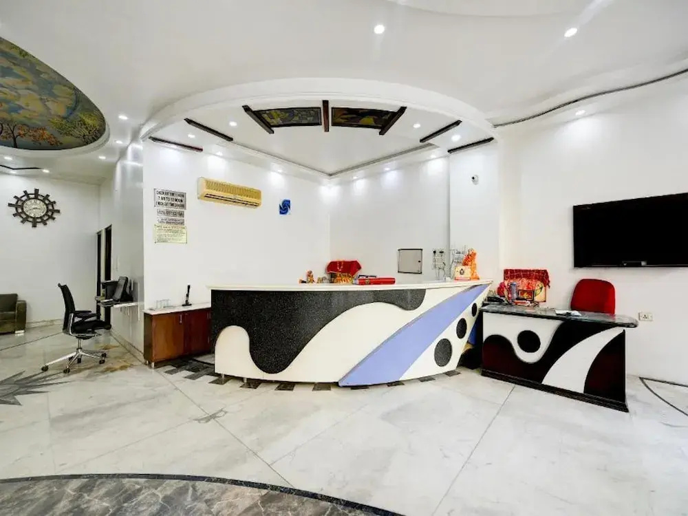 Foto - Hotel Legend International -Just a min walk from New Delhi Railway Station