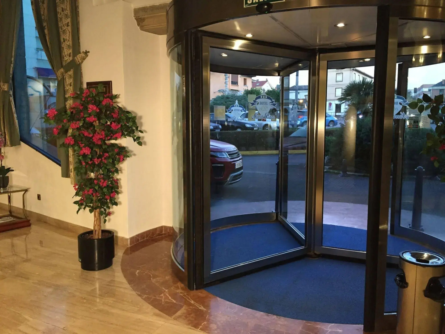 Photo - Hotel Nueva Plaza