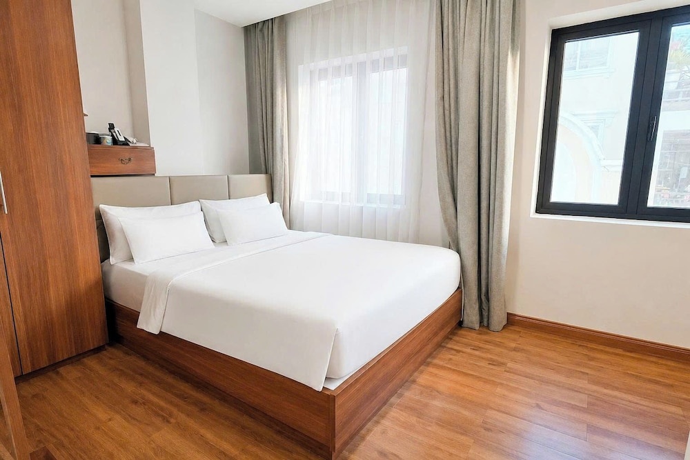 Photo - A25 Premium Hotel - 29 Lê Thị Hồng Gấm