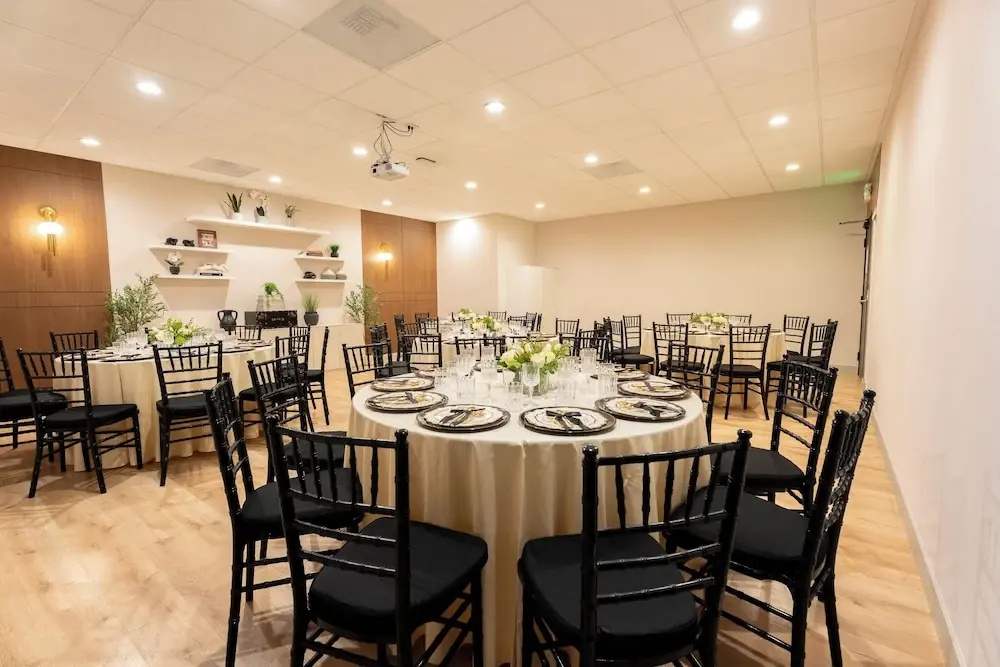 Foto - Kins Hotel