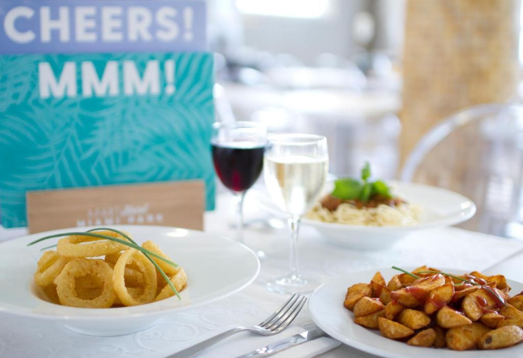 Photo - Aparthotel Miami Park