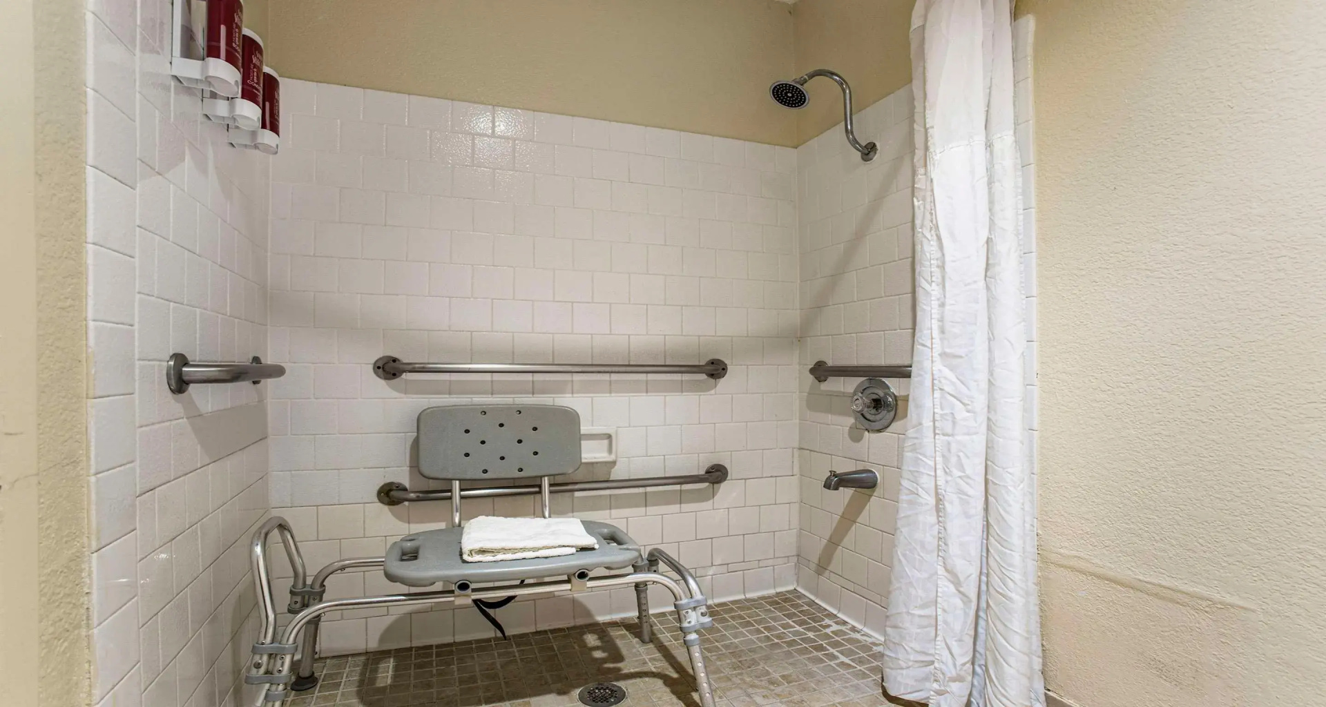 Foto - SureStay Plus Hotel by Best Western Sacramento North