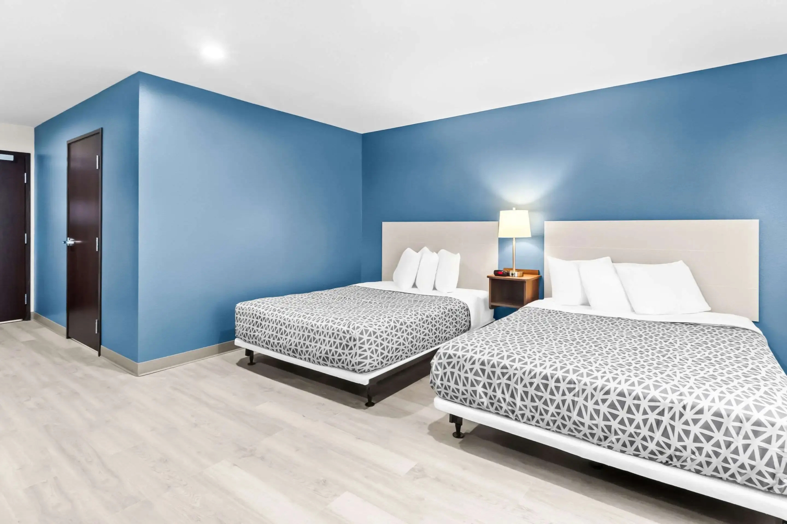 Photo - WoodSpring Suites South Houston Hobby