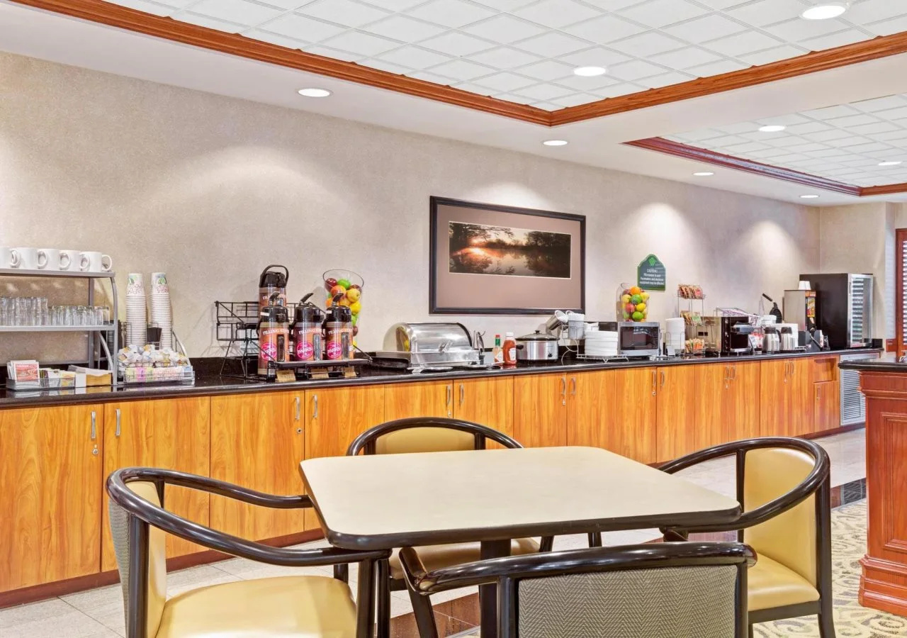 Photo - Wingate By Wyndham Houston / Willowbrook