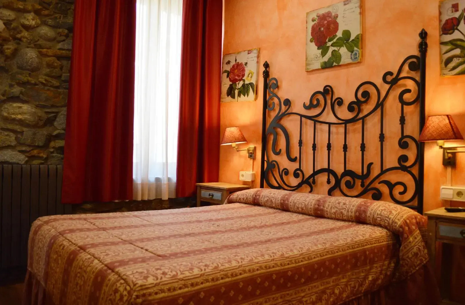 Foto - Hostal Vall D'Aneu by Arcas & Sambola