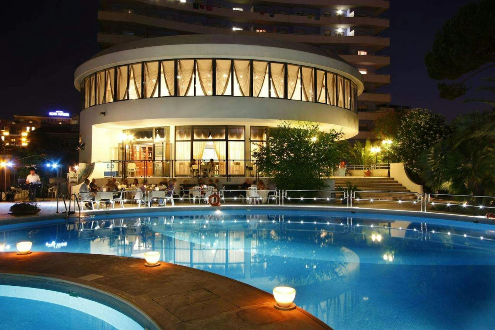 Foto - International Hotel & Suite