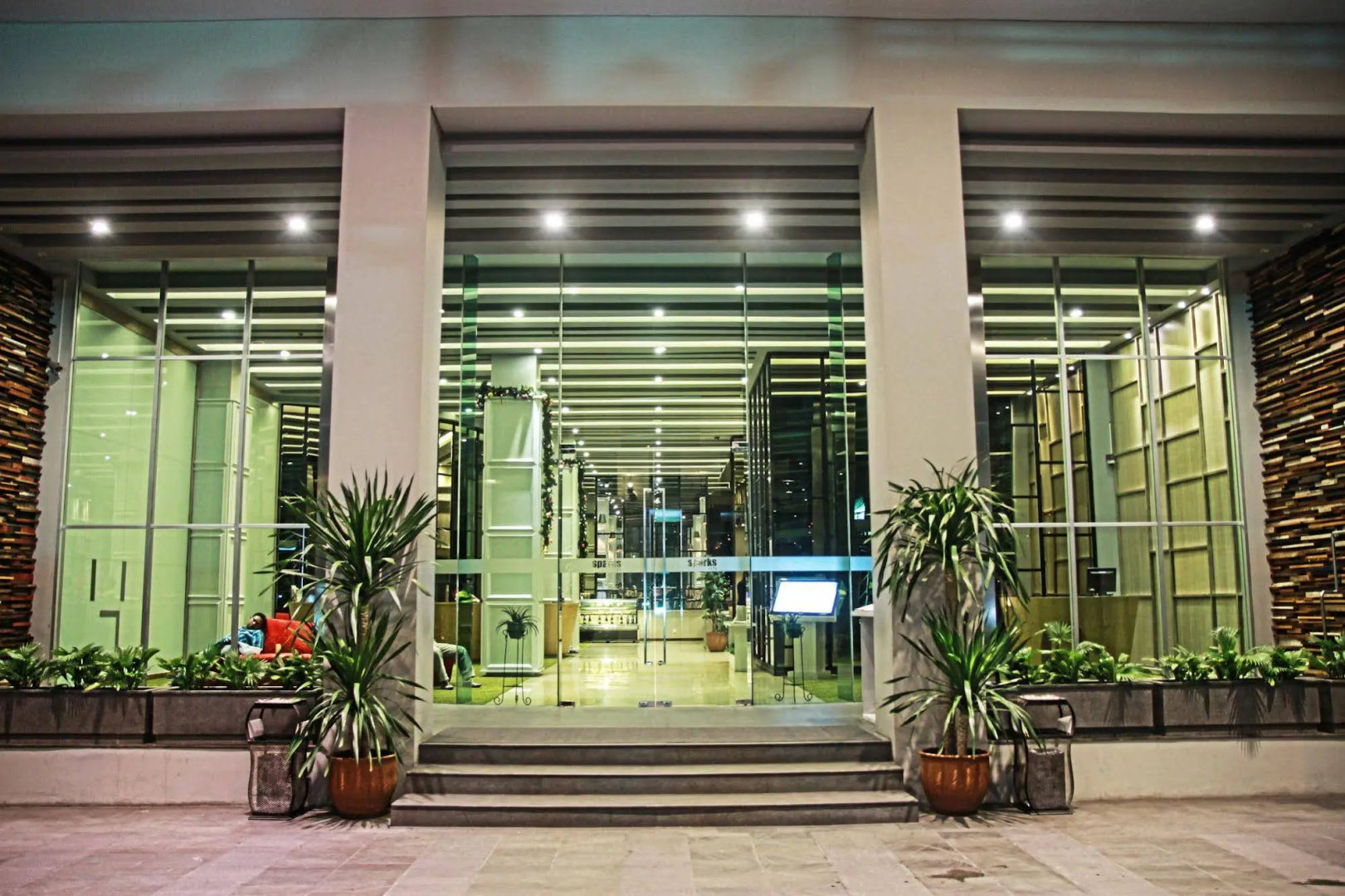 Photo - Sparks Life Jakarta, ARTOTEL Curated