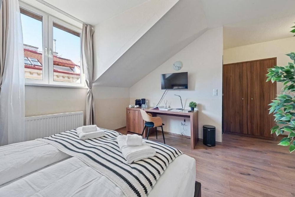 Photo - K22 Smart Rooms