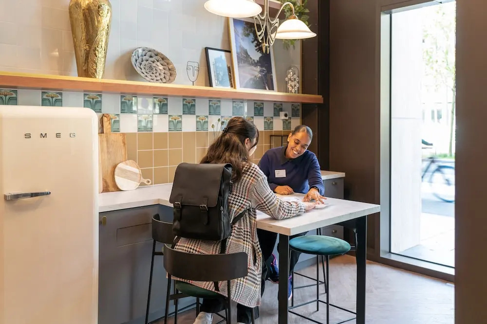 Foto - YAYS Antwerp Opera by Numa