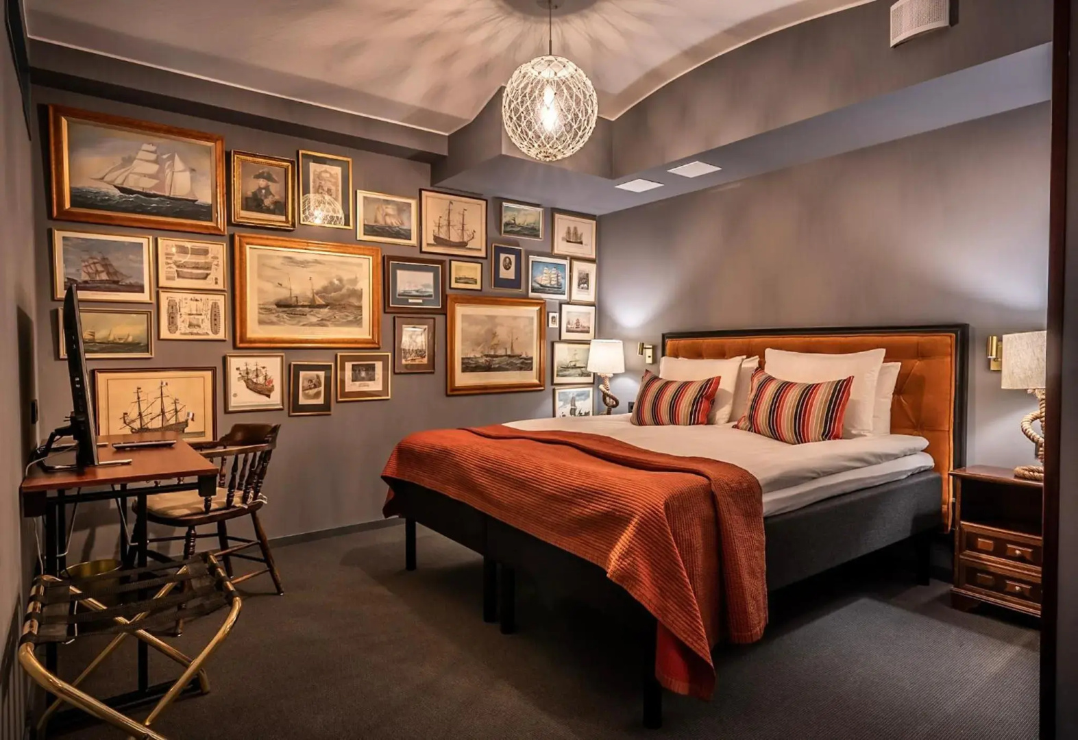 Photo - Lord Nelson Hotel