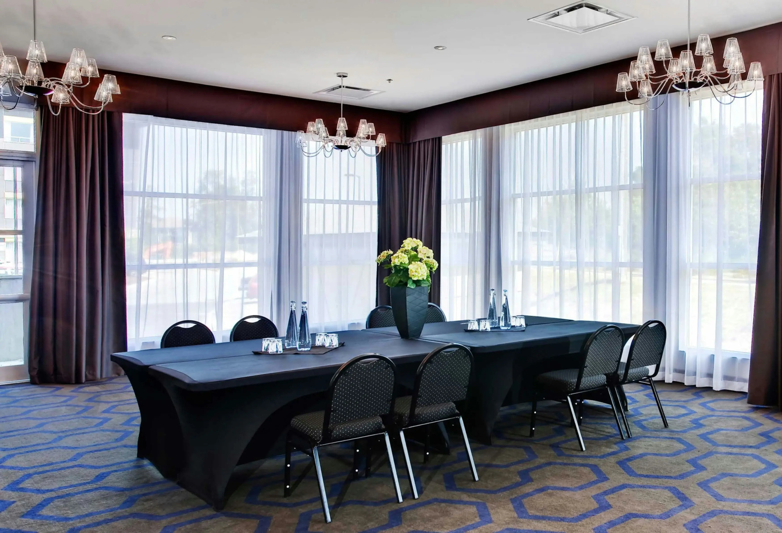 Photo - Sandman Signature Langley Hotel