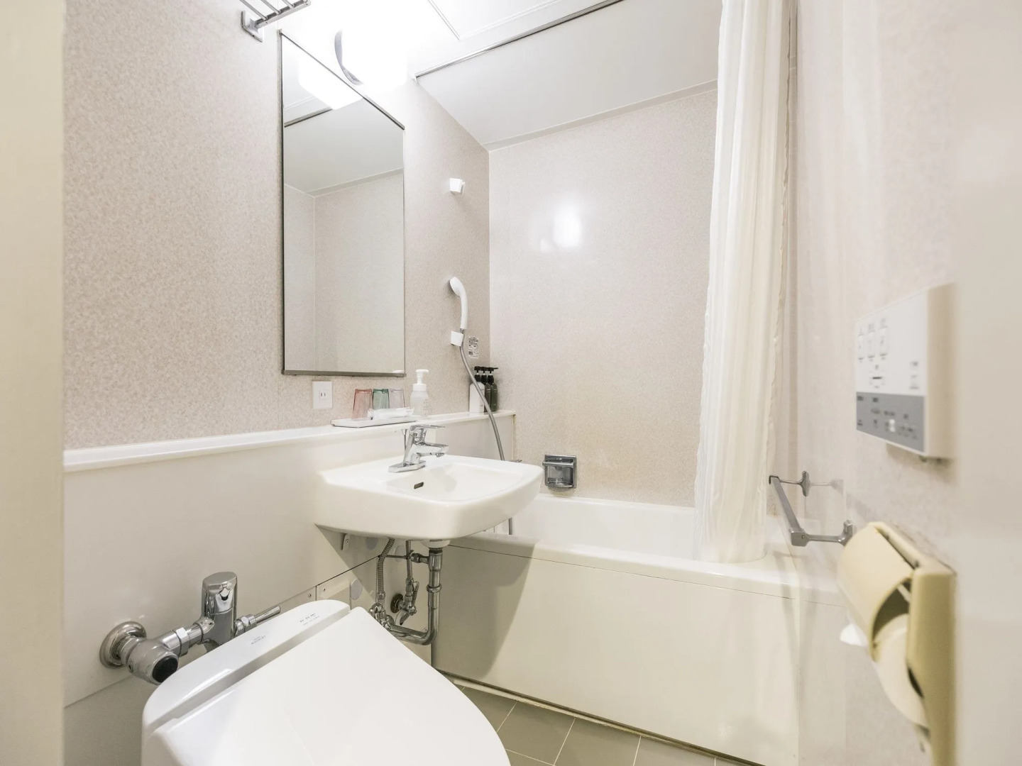 Photo - Nishitetsu Inn Fukuoka