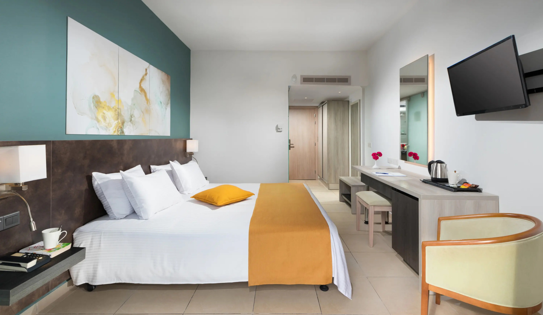 Photo - Mayfair Hotel
