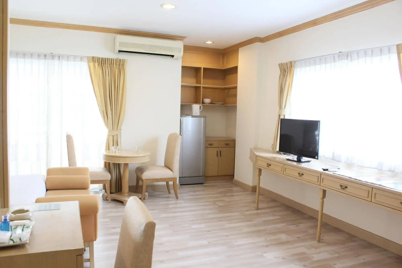 Photo - Romance Hotel Bangna