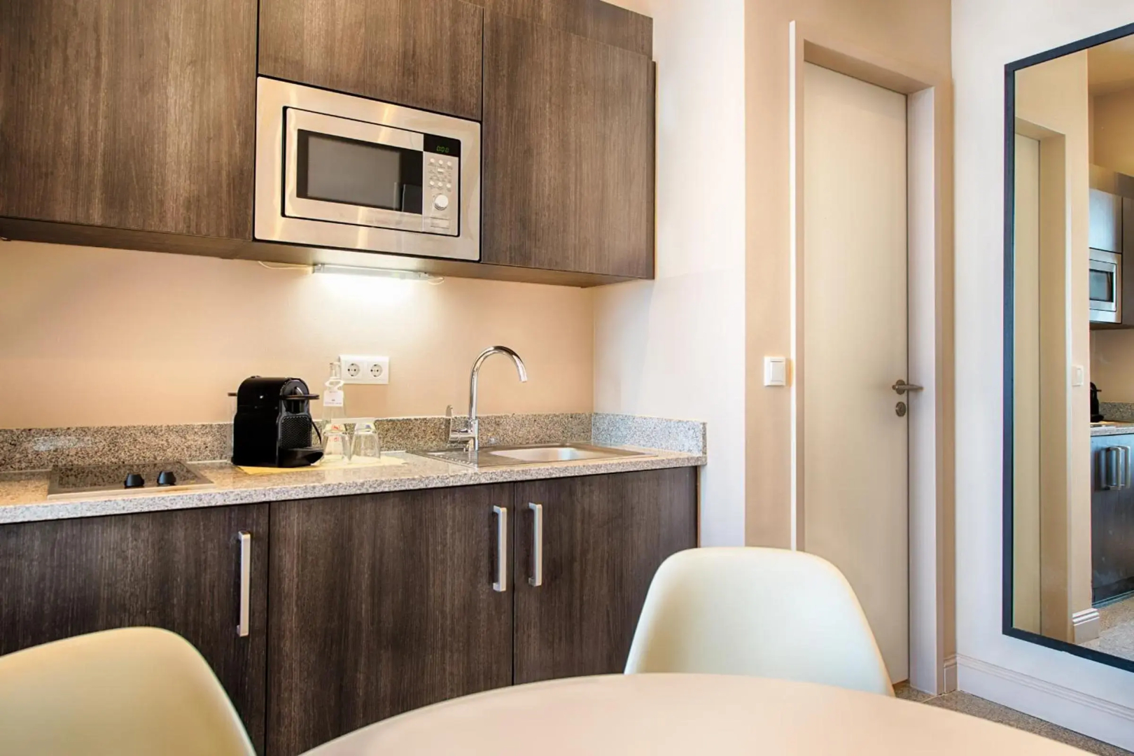 Foto - Mondrian Suites Berlin am Checkpoint Charlie