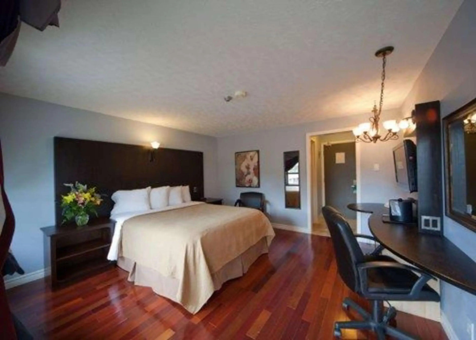 Photo - Quality Hotel Fallsview Cascade