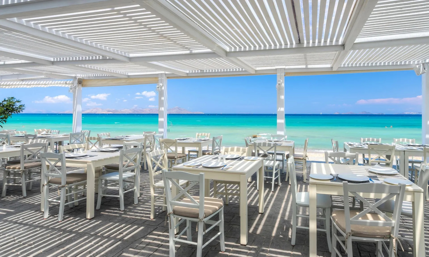 Photo - Aeolos Beach Hotel