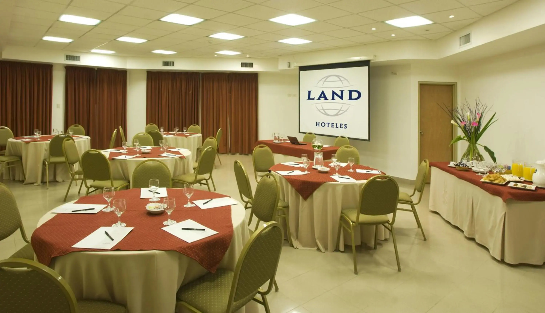 Photo - Land Express Neuquén